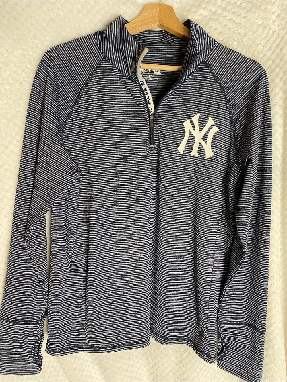 New Era Yankees Baseball Navy Stripe Quarter-Zip Pullover Athletic Top